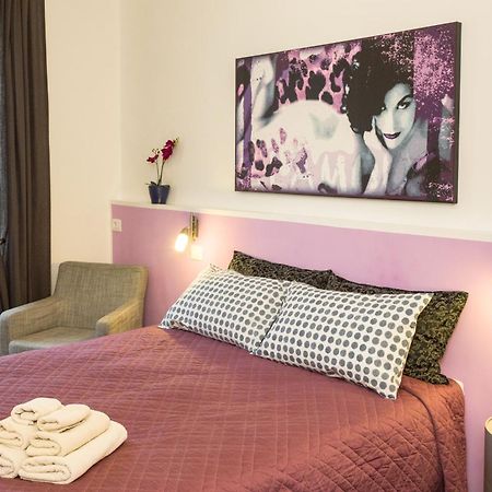 Girovagando B&B Γένοβα Δωμάτιο φωτογραφία