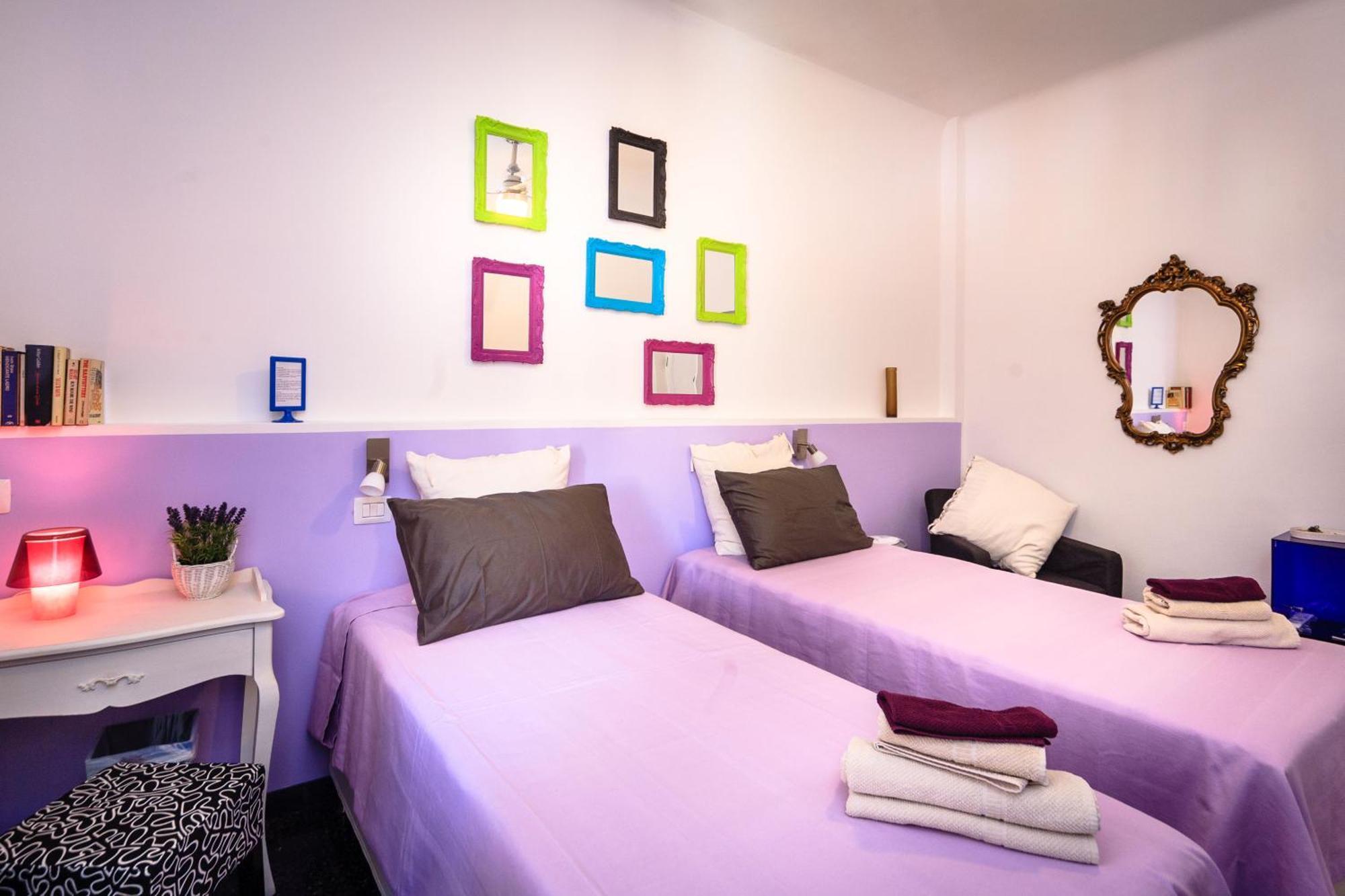 Girovagando B&B Γένοβα Δωμάτιο φωτογραφία